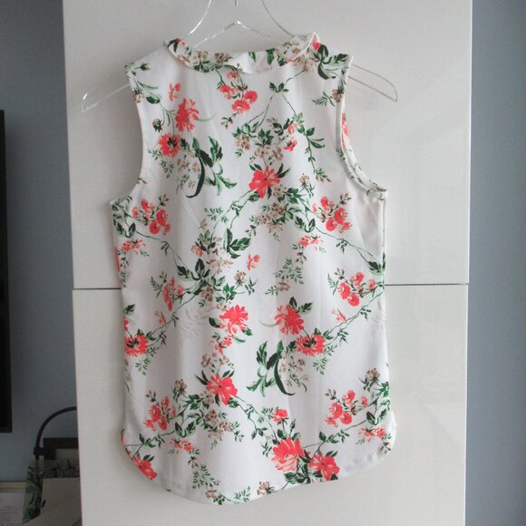 Ann Taylor Floral Sleeveless button down Blouse Shirt -Size XS, White Multicolor - Picture 4 of 13